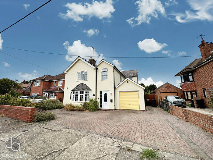 5 Bedroom Detached House For Sale In Darcy Road, Colchester, CO2