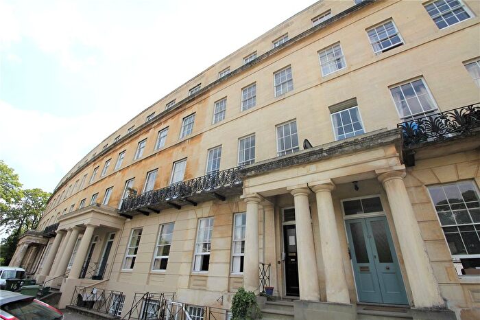 1 Bedroom Flat To Rent In Lansdown Crescent, Cheltenham, GL50