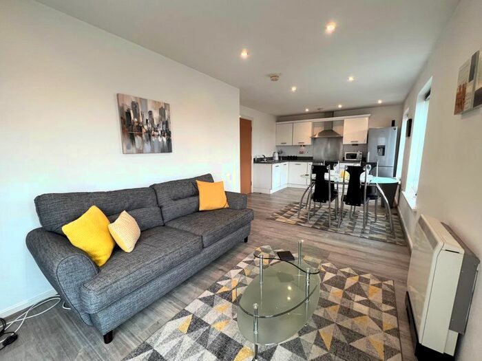 2 Bedroom Flat To Rent In Ludgate Hill, Manchester, M4