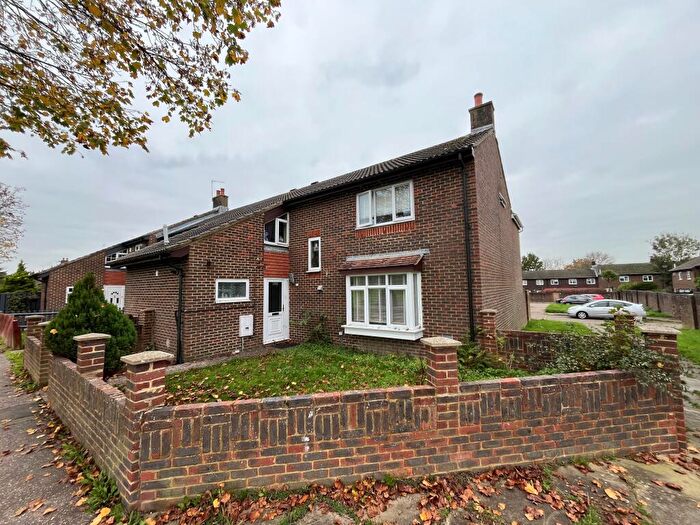 House To Rent In Bewbush, RH11