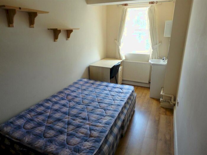 6 Bedroom Terraced House To Rent In Bridgelea Mews, Withington, M20