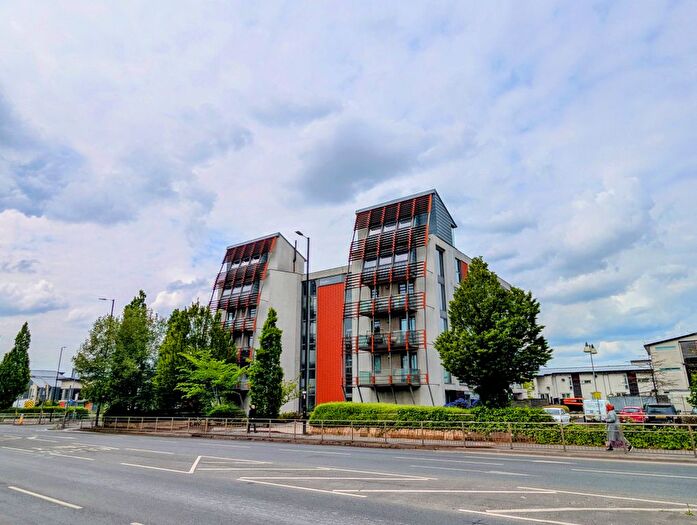 1 Bedroom Flat To Rent In Ashton Old Road, Manchester, M11