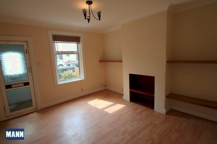 2 Bedroom Property To Rent In Colney Road, Dartford, DA1