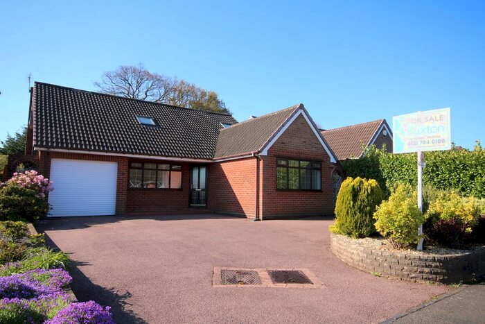 4 Bedroom Detached Bungalow To Rent In Monastery Drive, Solihull, B91