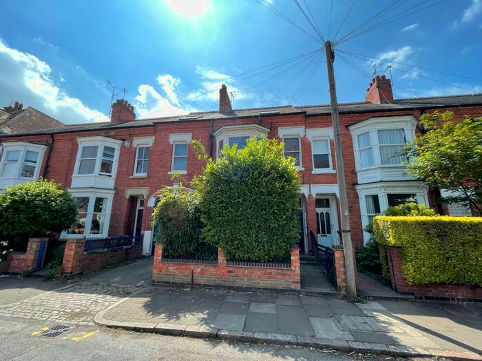 2 Bedroom Flat To Rent In Central Avenue, Leicester, LE2