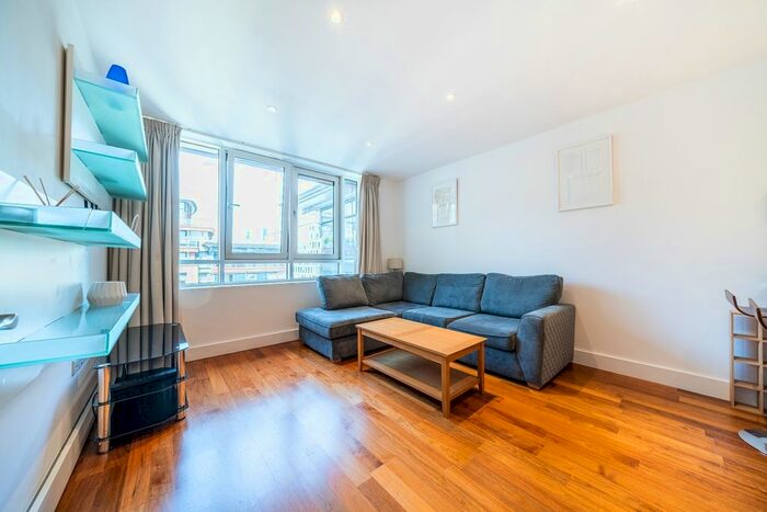 1 Bedroom Flat To Rent In Praed Street, London, W2