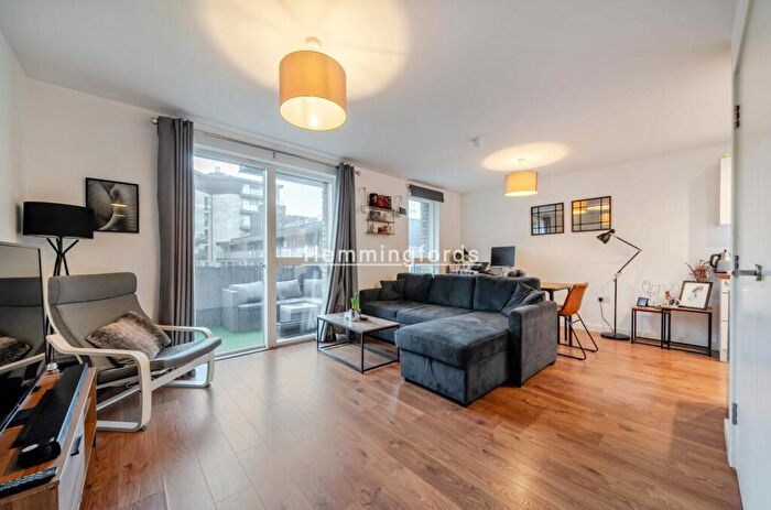 1 Bedroom Apartment For Sale In Bevenden Street, London, N1