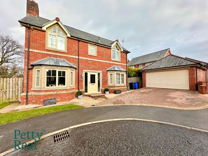 4 Bedroom Detached House For Sale In Grenfell Gardens, Colne, BB8