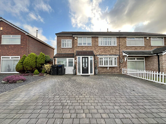 4 Bedroom Semi Detached House For Sale In Catforth Avenue, Blackpool, FY4