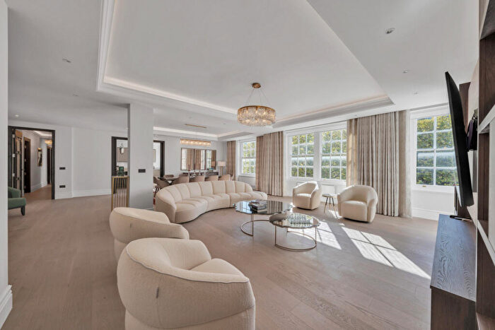 6 Bedroom Apartment To Rent In Park Road, St John's Wood, NW8