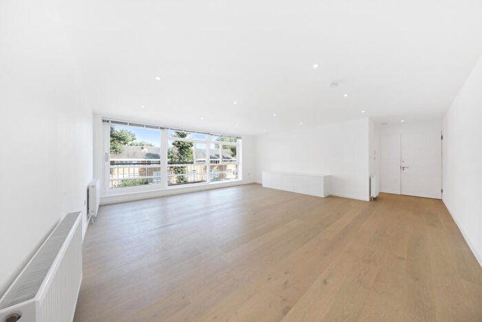 2 Bedroom Flat To Rent In Wymondham Court, St. Johns Wood Park, NW8