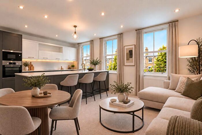 2 Bedroom Apartment To Rent In Ashley Road, London, N19