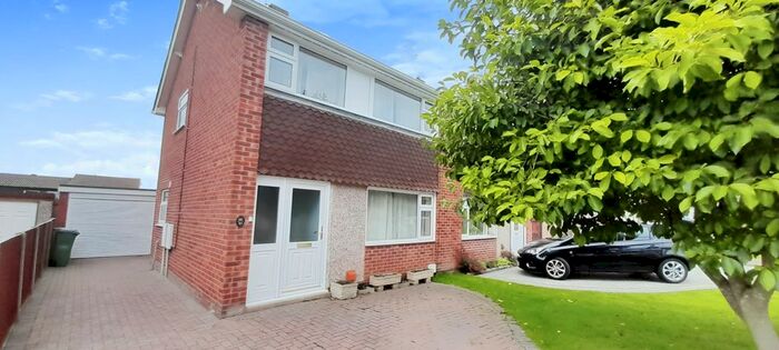 3 Bedroom Semi-Detached House To Rent In Broadbent Close, Whetstone, Leicester, LE8