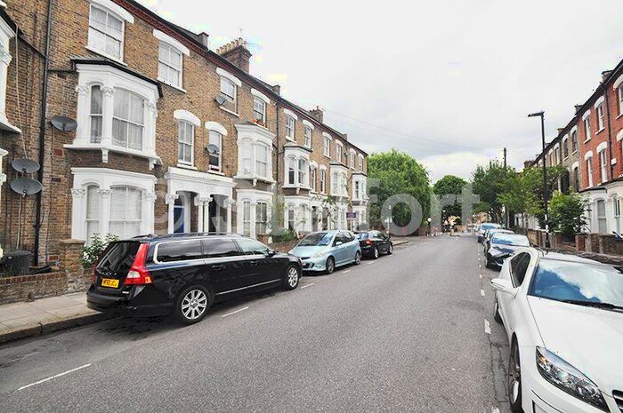 2 Bedroom Flat To Rent In Fairbridge Road, London, N19