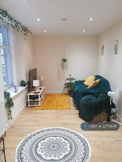 1 Bedroom Flat To Rent In Montgomery Road, Sheffield, S7