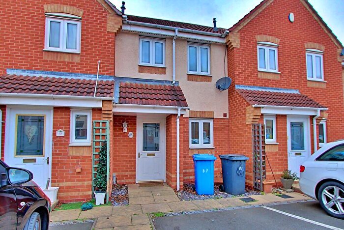 2 Bedroom Terraced House To Rent In Peel Drive, Wilnecote, B77