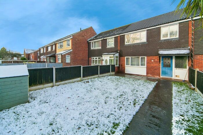 3 Bedroom Terraced House For Sale In Brancepeth Court, Ellesmere Port, Cheshire, CH65