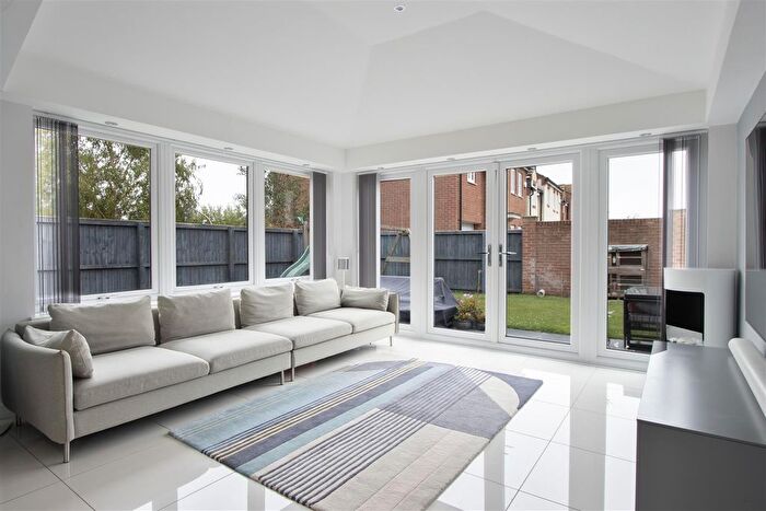 4 Bedroom Detached House For Sale In Staley Drive, Glapwell, Chesterfield, S44