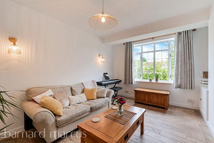 3 Bedroom Terraced House For Sale In Worsted Green, Merstham, Redhill, RH1