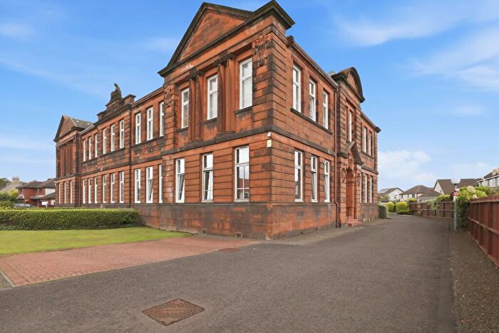 2 Bedroom Flat For Sale In Bryden Court, Grangemouth, FK3