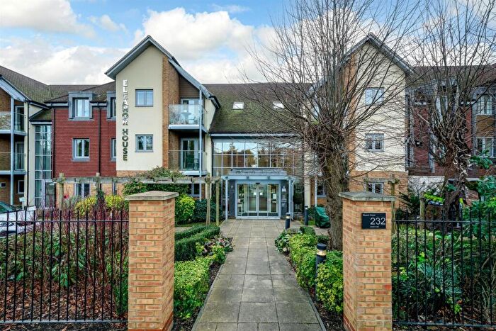 2 Bedroom Retirement Property For Sale In London Road, St. Albans, AL1