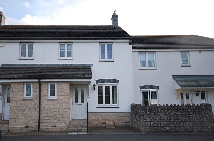 3 Bedroom Detached House To Rent In Whitecross Gardens, Seaton, Devon, EX12