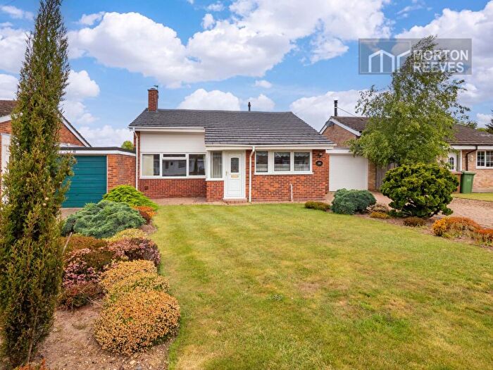 3 Bedroom Detached Bungalow For Sale In Waveney Drive, Hoveton, NR12