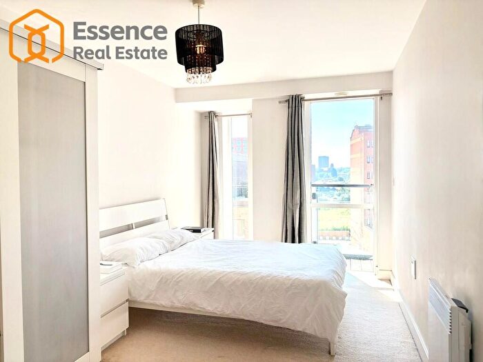2 Bedroom Apartment For Sale In Iland Apartments, Birmingham City Centre, B5