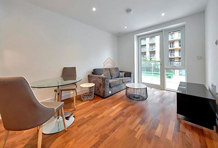 1 Bedroom Flat To Rent In Discovery House, Wandsworth, SW18
