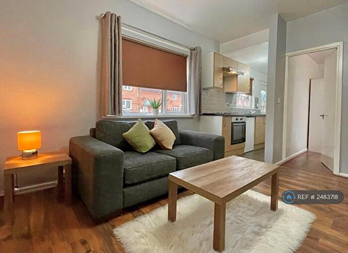 1 Bedroom Flat To Rent In Victoria Park Avenue, Leeds, LS13