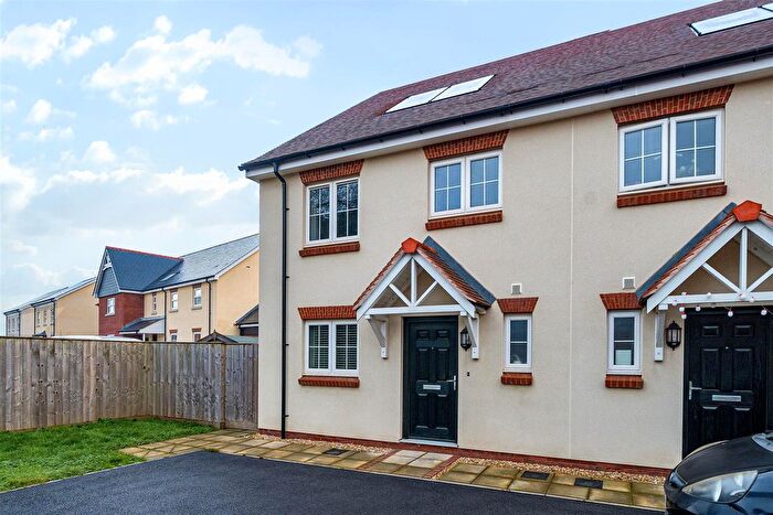 3 Bedroom Semi-Detached House For Sale In % Shared Ownership - Carrick Mill, Topsham, Exeter, EX3