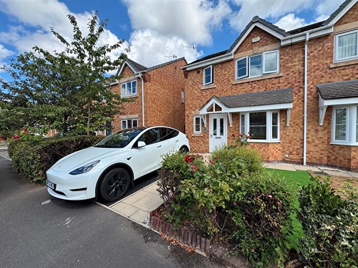 3 Bedroom Semi-detached House To Rent In Southampton Drive, Liverpool, L19