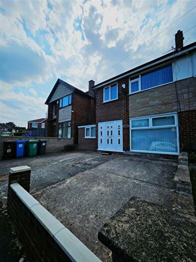 4 Bedroom House To Rent In Cardinal Street, Manchester, M8