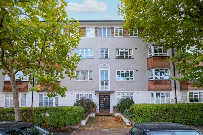 1 Bedroom Flat To Rent In Burntwood Lane, London, SW17