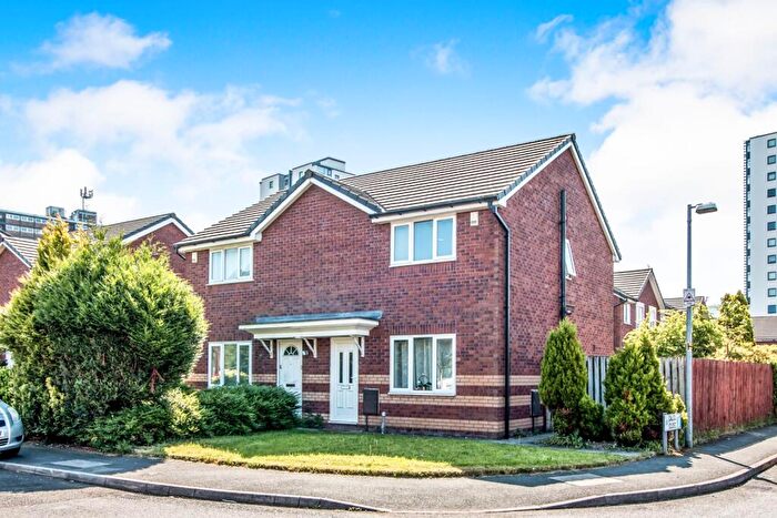 3 Bedroom Semi-Detached House To Rent In Chiffon Way, Trinity Riverside, Salford, M3