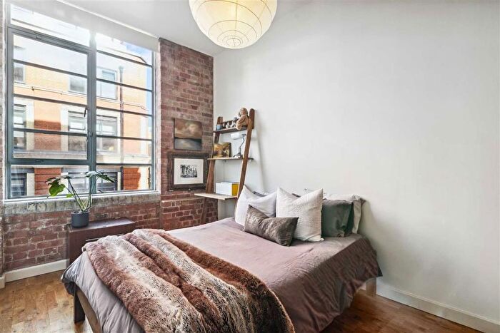 2 Bedroom Flat To Rent In Boss Street, Shad Thames, SE1