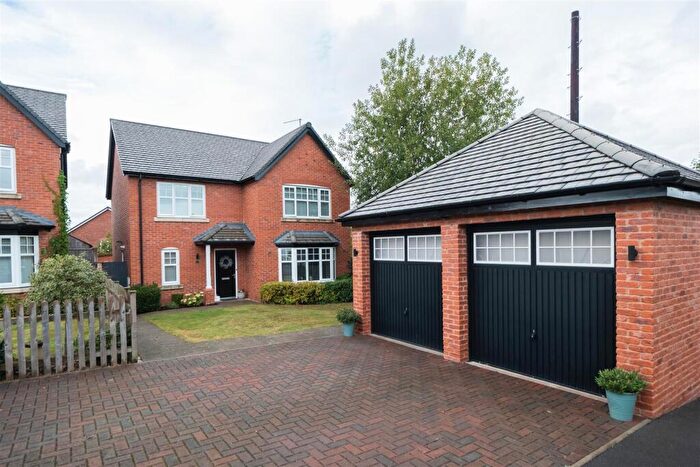 4 Bedroom Detached House For Sale In St. Georges Place, Beeston, CW6