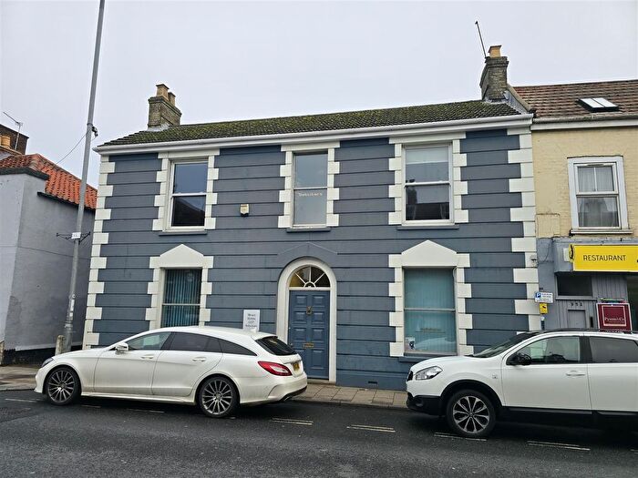 Property For Sale In High Street, Gorleston, NR31