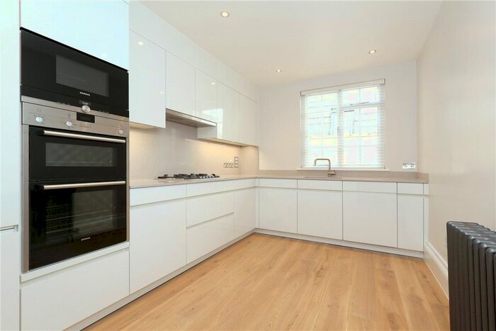 1 Bedroom Flat To Rent In Bryanston Square, Marylebone, London, W1H
