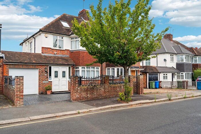4 Bedroom Semi Detached House For Sale In Gerard Road, Harrow, HA1