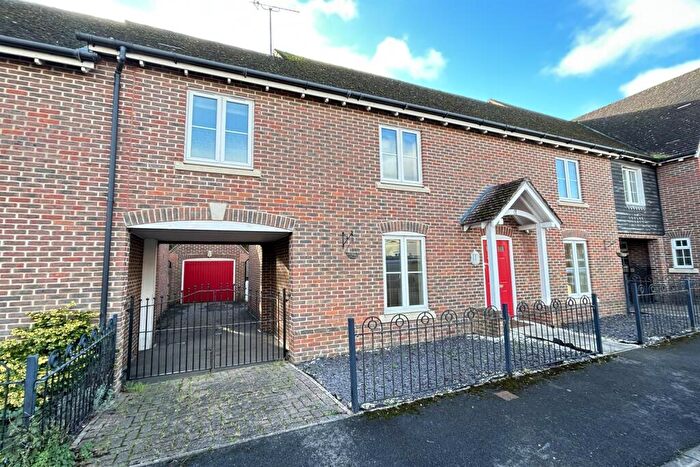 4 Bedroom Detached House To Rent In Sherfield Park, Basingstoke, RG27
