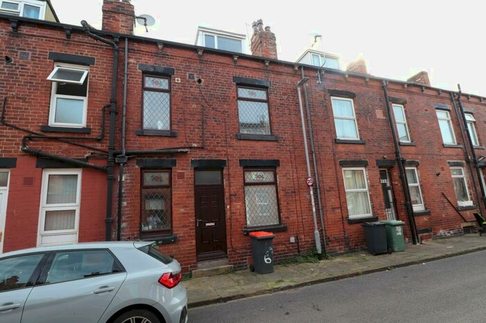 2 Bedroom Terraced House To Rent In Thornton Grove, Leeds, West Yorkshire, LS12