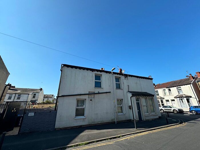 1 Bedroom Flat To Rent In Clinton Avenue, Blackpool, FY1