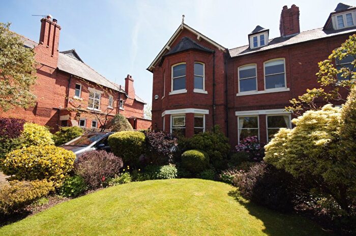 6 Bedroom Semi Detached House To Rent In Kilmorey Park, Chester, Cheshire, CH2