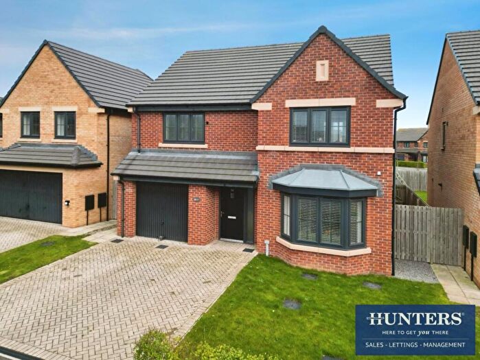 4 Bedroom Detached House For Sale In Crofters Way, South Bents, Sunderland, SR6