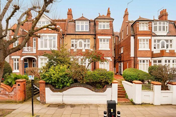 1 Bedroom Flat For Sale In Fawley Road, West Hampstead, NW6