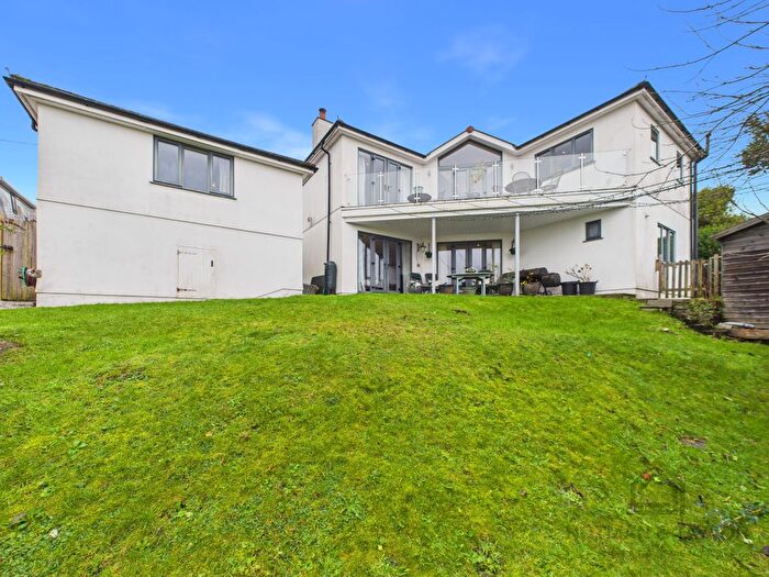 4 Bedroom Detached House For Sale In Higher Anderton Road, Millbrook, PL10