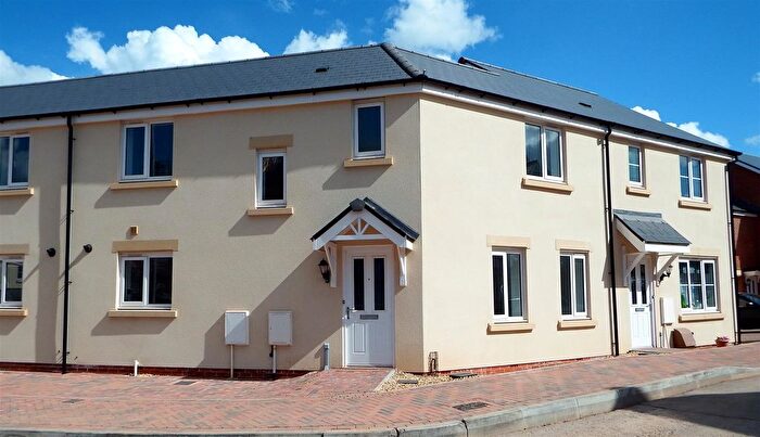 4 Bedroom Terraced House To Rent In Mills Drive, Wellington, TA21