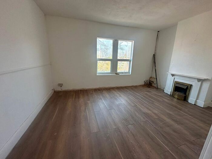 1 Bedroom Flat To Rent In Stony Lane, Smethwick, B67