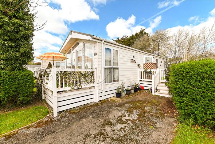 2 Bedroom Park Home For Sale In Shorefield, Shorefield Country Park, Downton, Hampshire, SO41